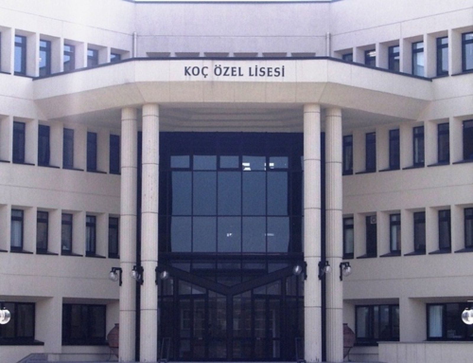 Koç Highschool