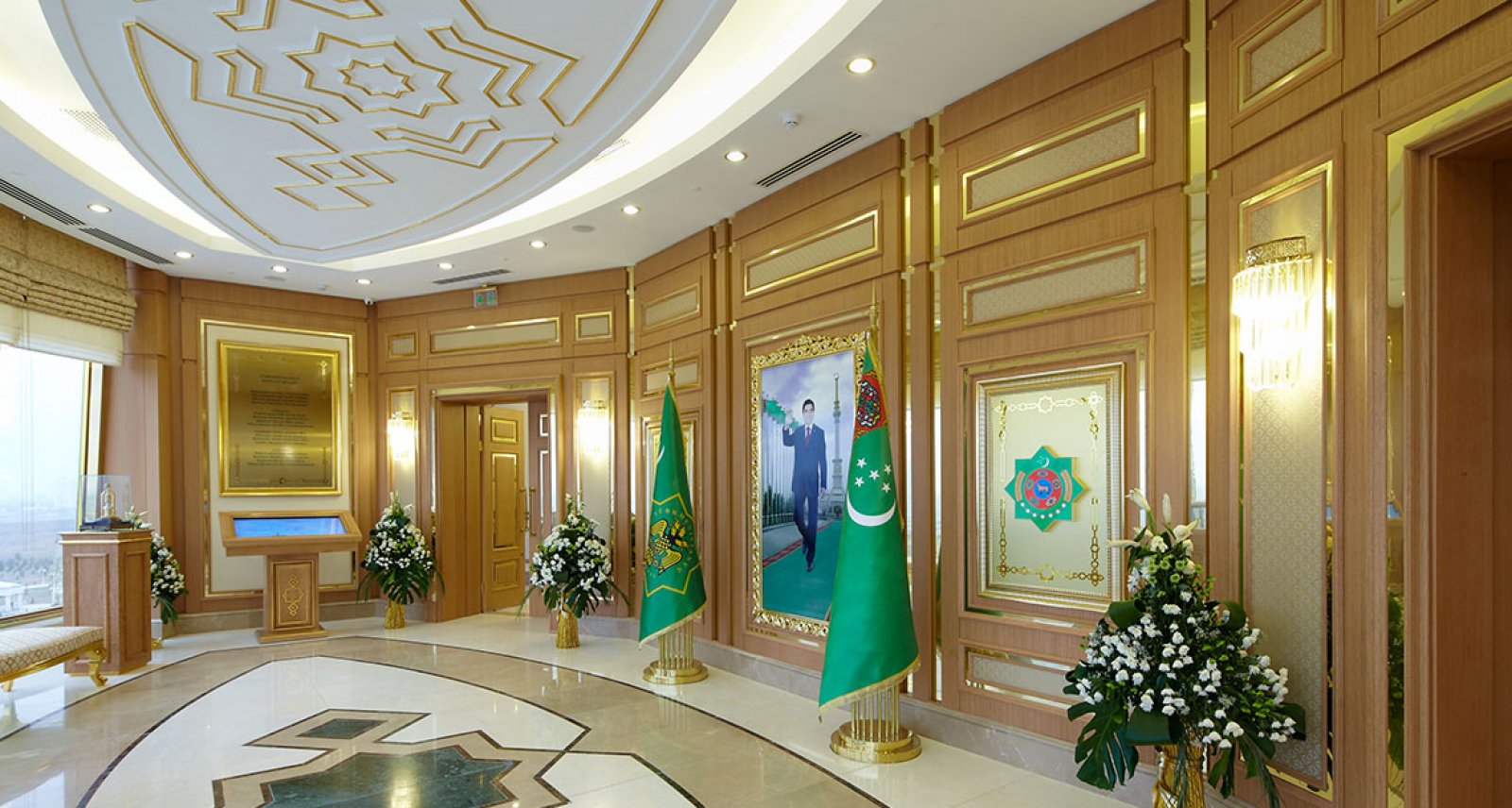 Justice Monument, Turkmenistan